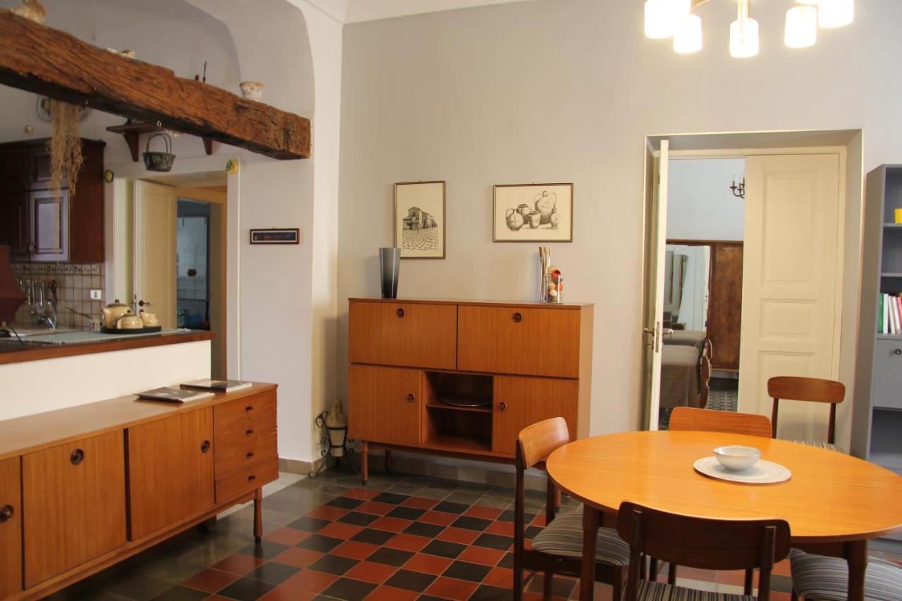 Casa Vacanza Icaros, Ortigia Hictoric Center, 200 Mt From The Beach Syracuse Eksteriør bilde