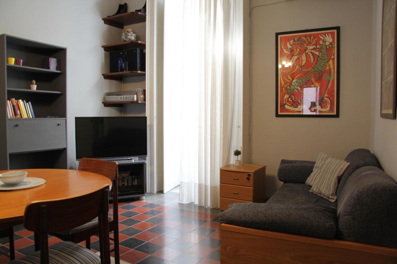 Casa Vacanza Icaros, Ortigia Hictoric Center, 200 Mt From The Beach Syracuse Eksteriør bilde